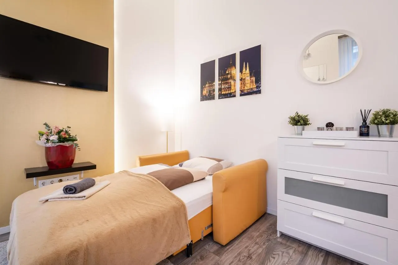 Elizabeth Apartment In The Heart Of Budapest