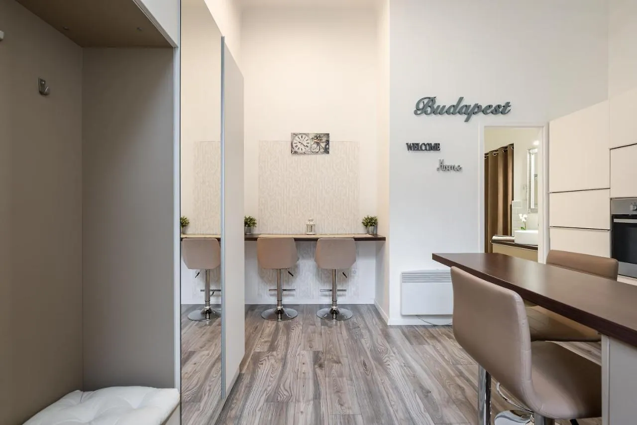 Elizabeth Apartment In The Heart Of Boedapest 0*,  Hongarije