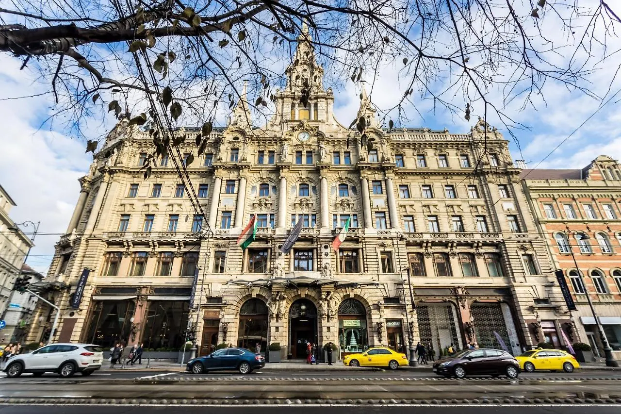 Elizabeth Apartment In The Heart Of Boedapest