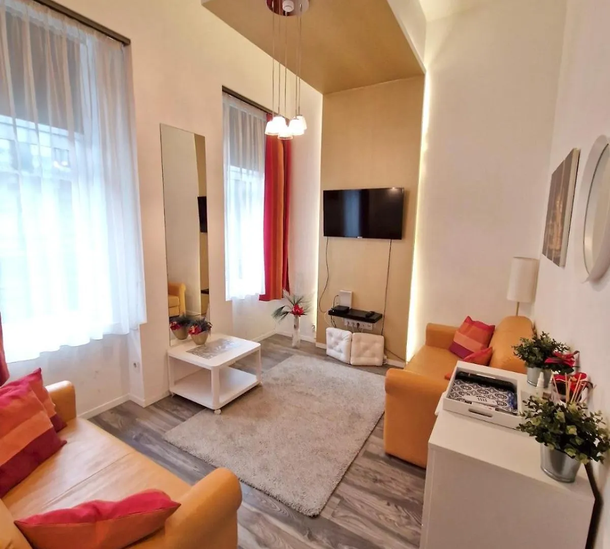 Elizabeth Apartment In The Heart Of Boedapest